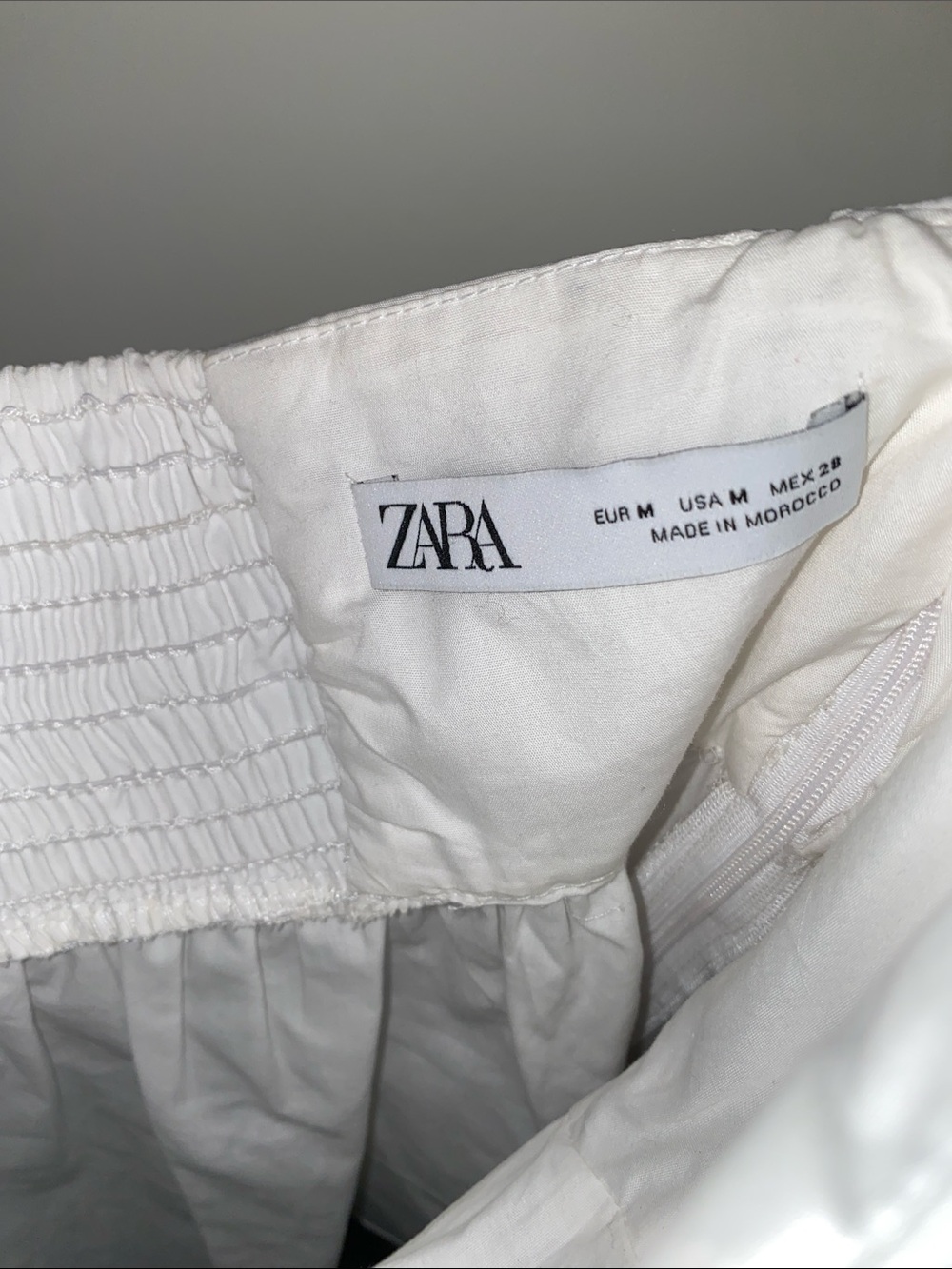 Never worn Zara White Off-Shoulder Peplum Blouse - Picture 4 of 4
